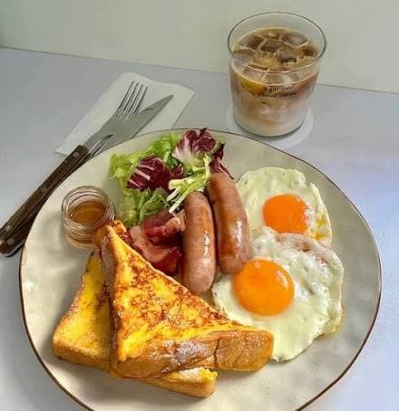 Classic Bread & Tea Platter